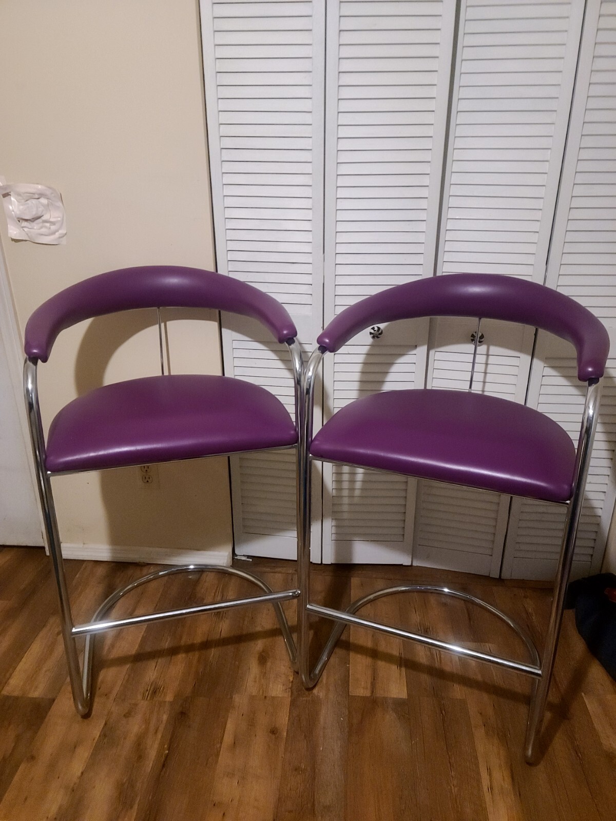 Vintage Pair Of Anton Lorenz Purple Leather And Chrome Barstools By Thonet... Vintage Pair Of Anton Lorenz Purple Leather And Chrome Barstools By Thonet...