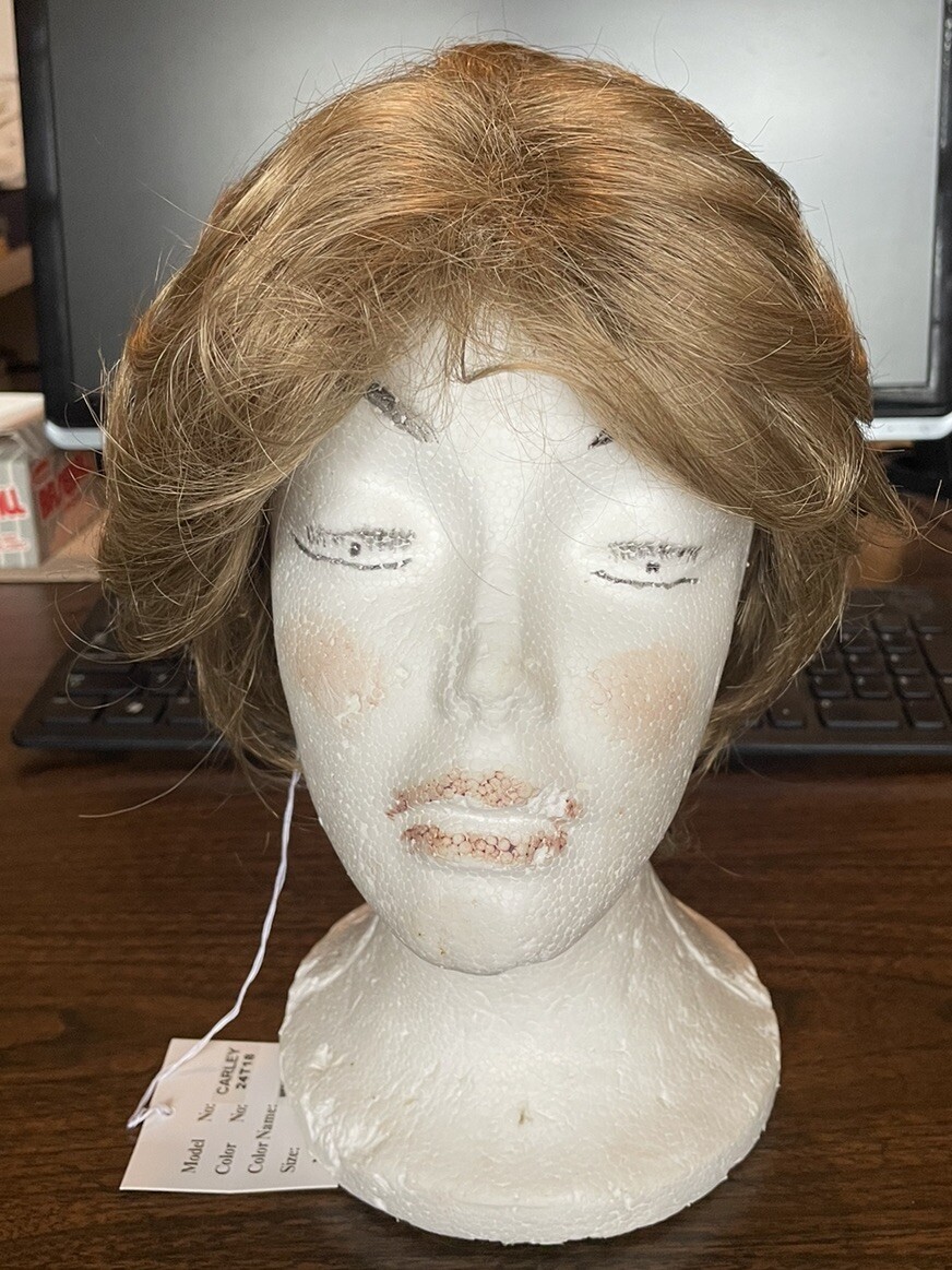 CARLEY Wig Color: Medium Blonde (24T18) New In Package Sz. SMALL CARLEY Wig Color: Medium Blonde (24T18) New In Package Sz. SMALL