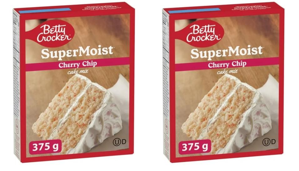Betty Crocker Super Moist Cherry Chip Cake Mix, 375g (2 Pack)