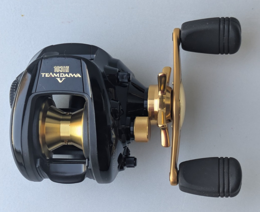 Team Daiwa 103Hi Baitcaster Reel w/ Bag Never Used Team Daiwa 103Hi Baitcaster Reel w/ Bag Never Used