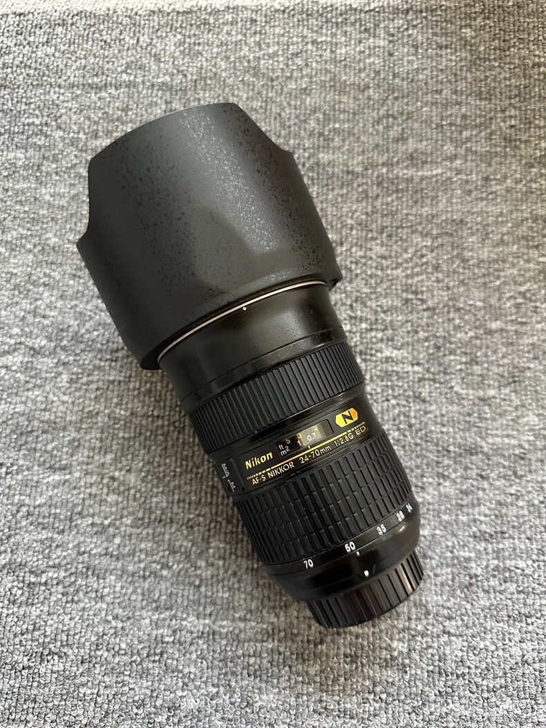 Nikon AF-S NIKKOR 24-70mm f/2.8G ED Zoom Lens for Nikon F-Mount Camera 98% New Nikon AF-S NIKKOR 24-70mm f/2.8G ED Zoom Lens for Nikon F-Mount Camera 98% New