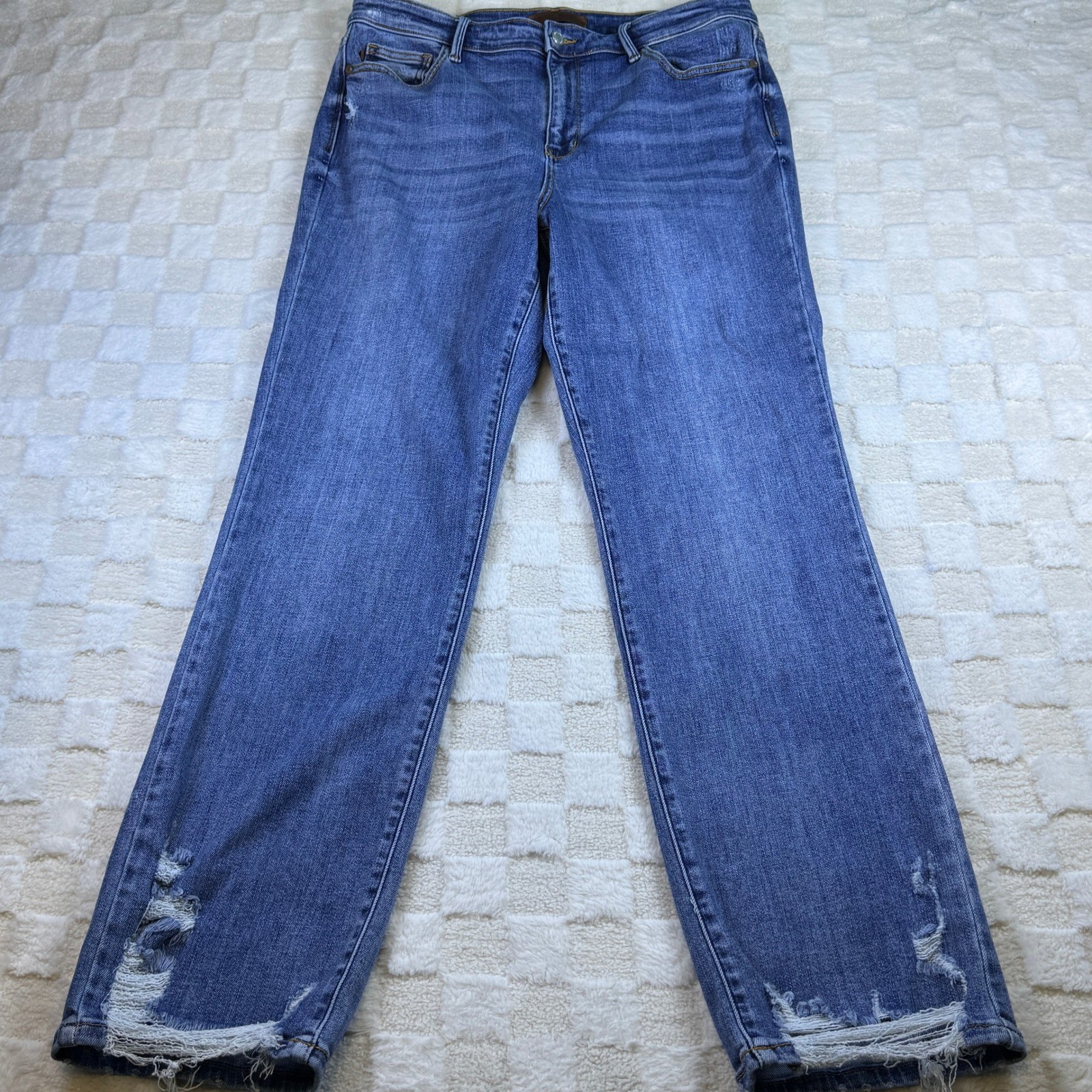 Judy Blue High Rise Distressed Hem Straight Leg Jeans Medium Wash Blue Judy Blue High Rise Distressed Hem Straight Leg Jeans Medium Wash Blue