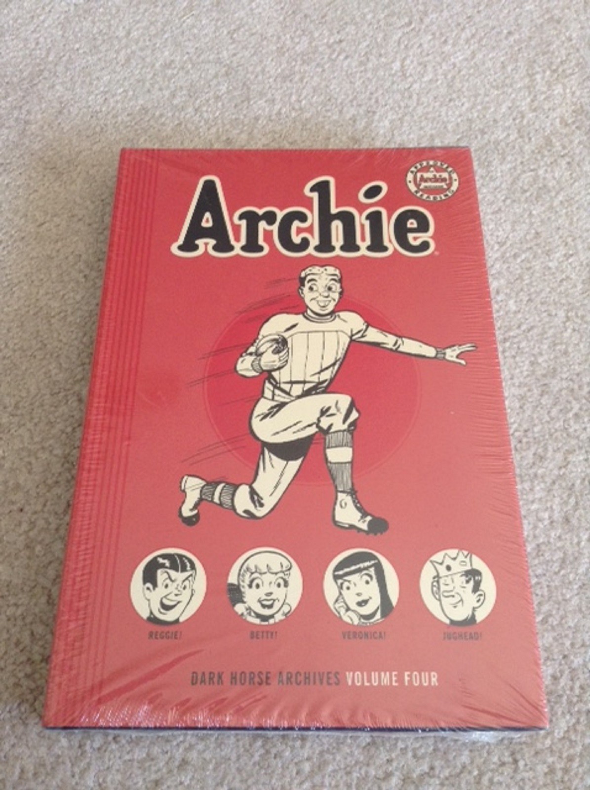 Archie Archives Volume 4 Hardcover Book - Dark Horse Archives - Sealed Archie Archives Volume 4 Hardcover Book - Dark Horse Archives - Sealed