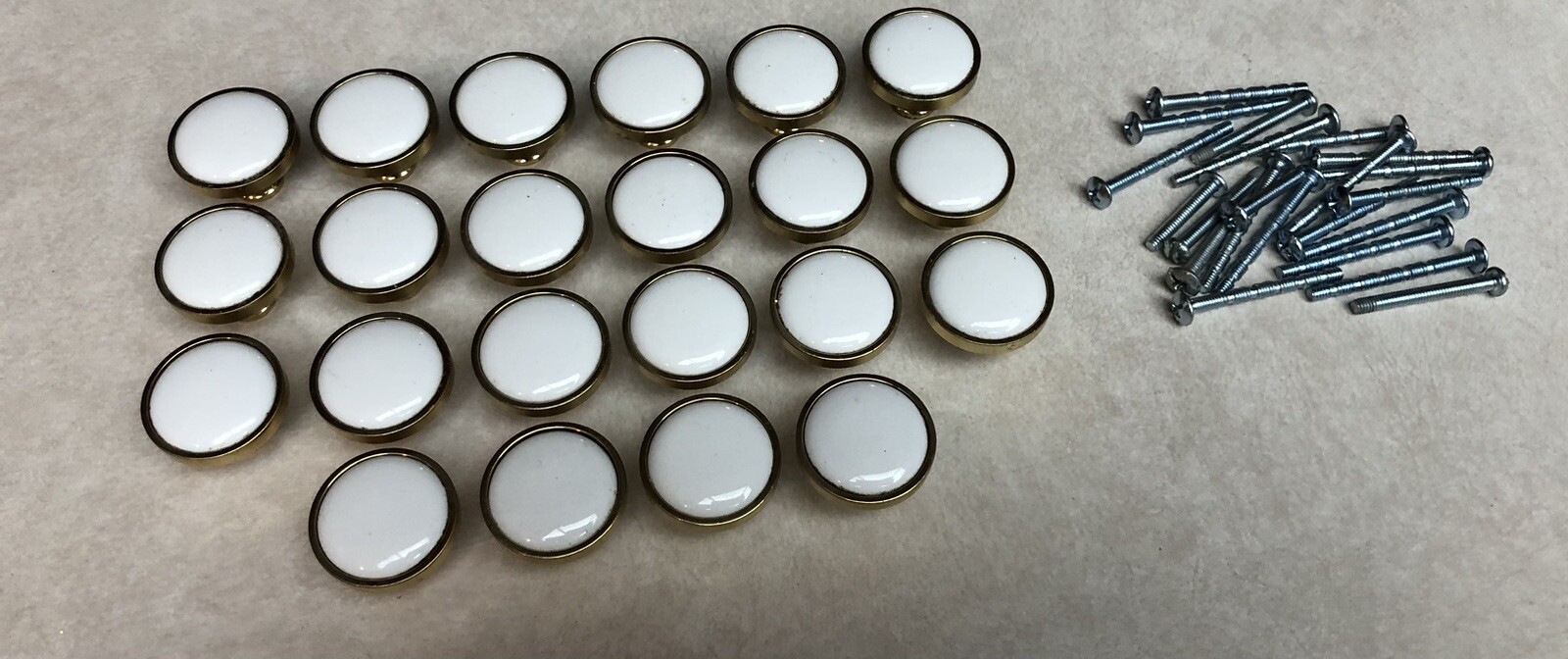 22 Amish Made Porcelain And Brass Pull Knobs Solid 22 Amish Made Porcelain And Brass Pull Knobs Solid