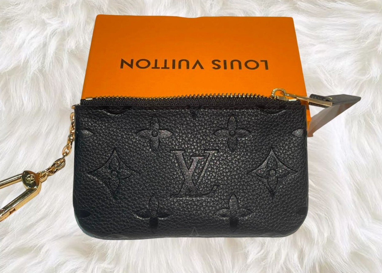 (Authentic) Louis Vuitton Key Pouch Monogram Empreinte Leather Noir Black(USA)✔ (Authentic) Louis Vuitton Key Pouch Monogram Empreinte Leather Noir Black(USA)✔