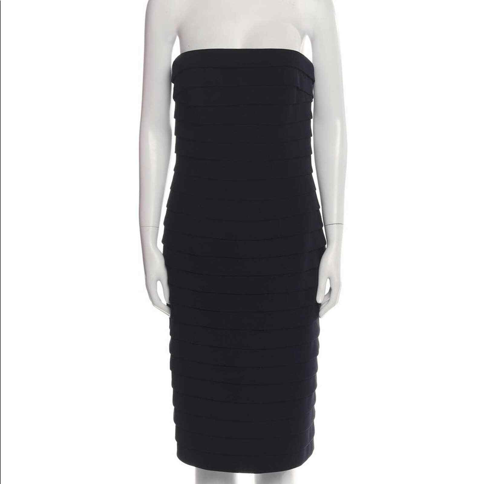 Carmen Marc Valvo Wonens Black strapless cocktail dress  Size 4 EUC