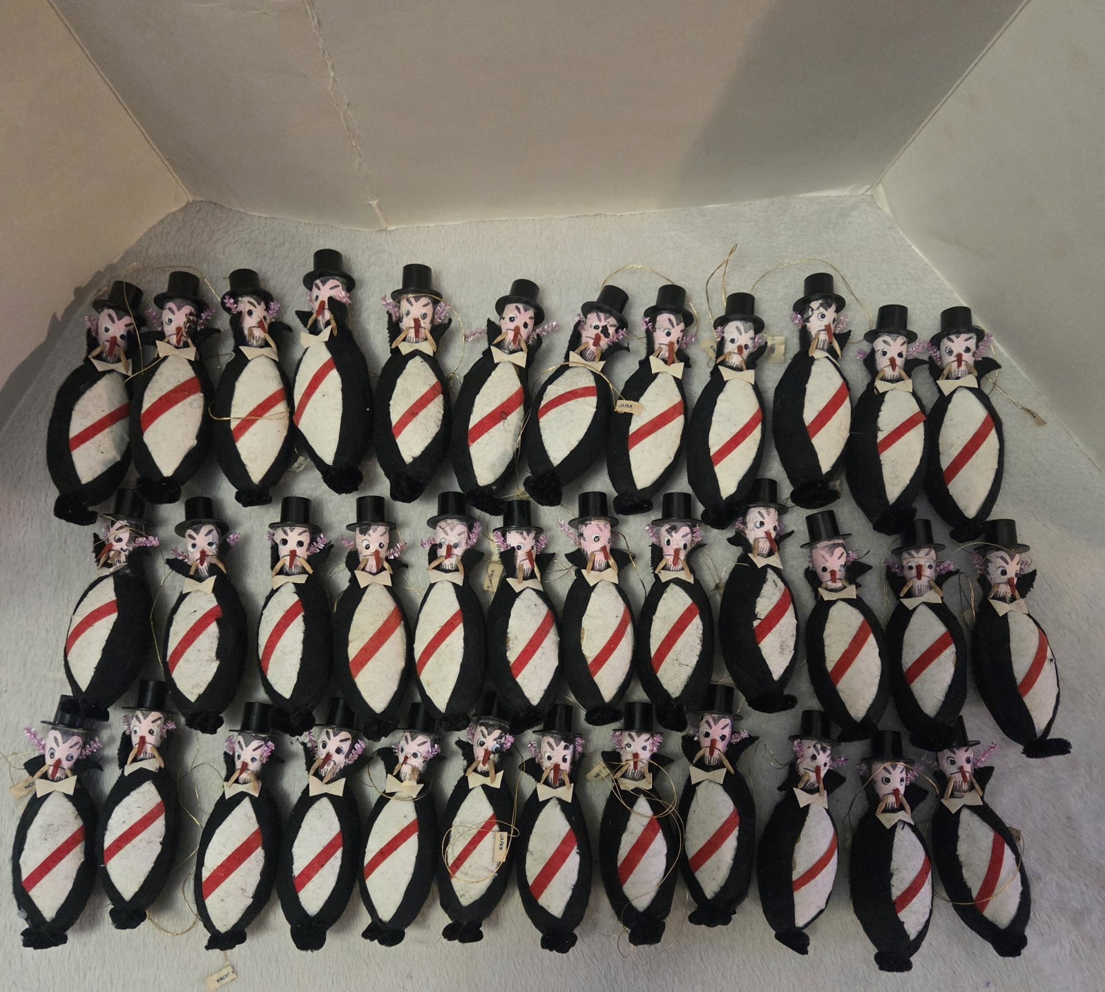 🔥VTG 1950/60s HALLOWEEN VAMPIRE DRACULA 36 PC ORNAMENT  LOT -JAPAN, SPUN COTTON