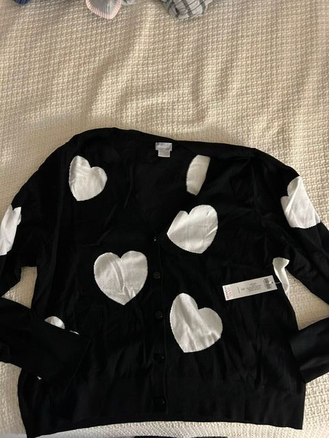Womens Chicos Cardigan Black w/white Hearts XL (chicos 3) NWT Rayon/Nylon Womens Chicos Cardigan Black w/white Hearts XL (chicos 3) NWT Rayon/Nylon