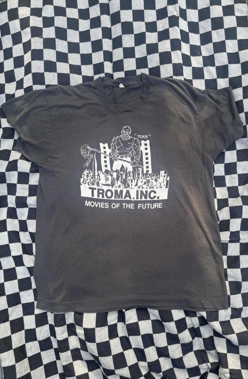 VTG 1980s Troma Entertainment Cityscape Tee - Screen Stars XL - Toxic Avenger