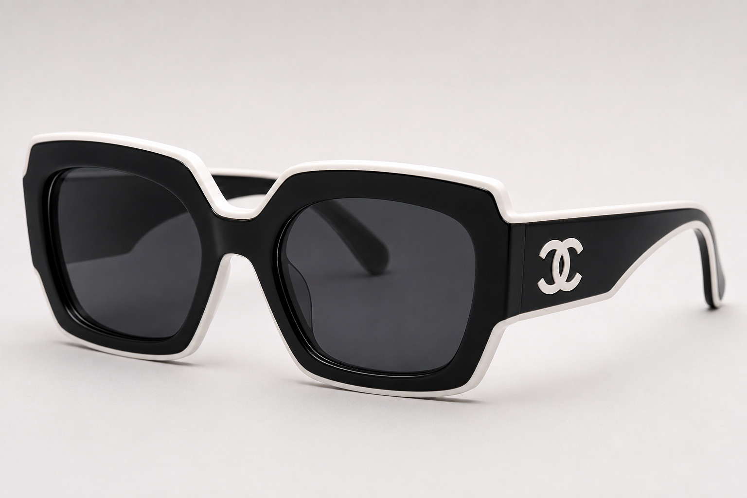 CHANEL Women White and Black Square Oversized Sunglasses Gray Tinted Lens Logo CHANEL Women White and Black Square Oversized Sunglasses Gray Tinted Lens Logo