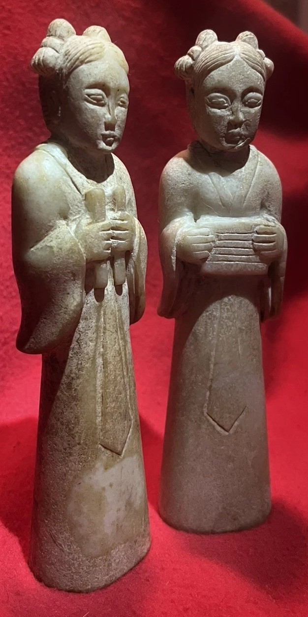 Pair of Chinese Tang Dynasty Burial Figurines:WHITE JADE, pigment paint ancient 