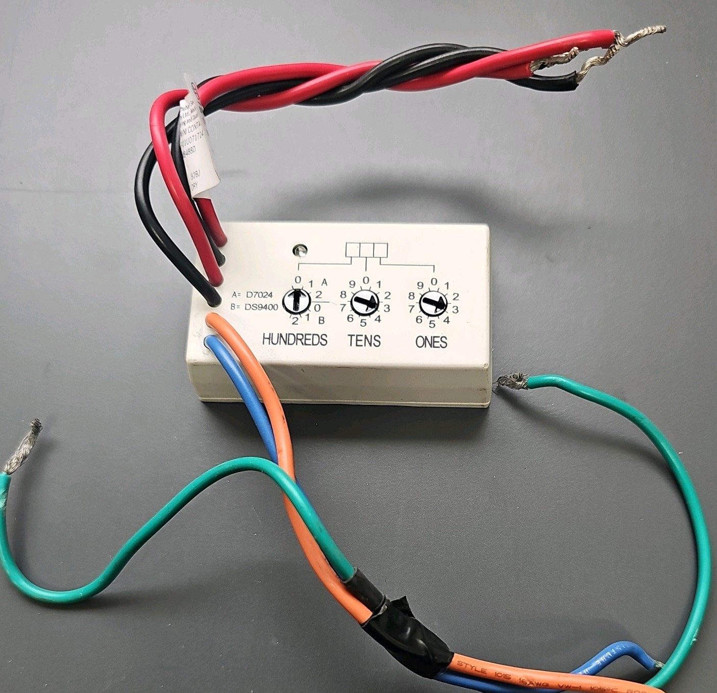 Bosch D7044M Multiplex Mini Single-Input Module, EOL - USED - FAST SHIPPING Bosch D7044M Multiplex Mini Single-Input Module, EOL - USED - FAST SHIPPING