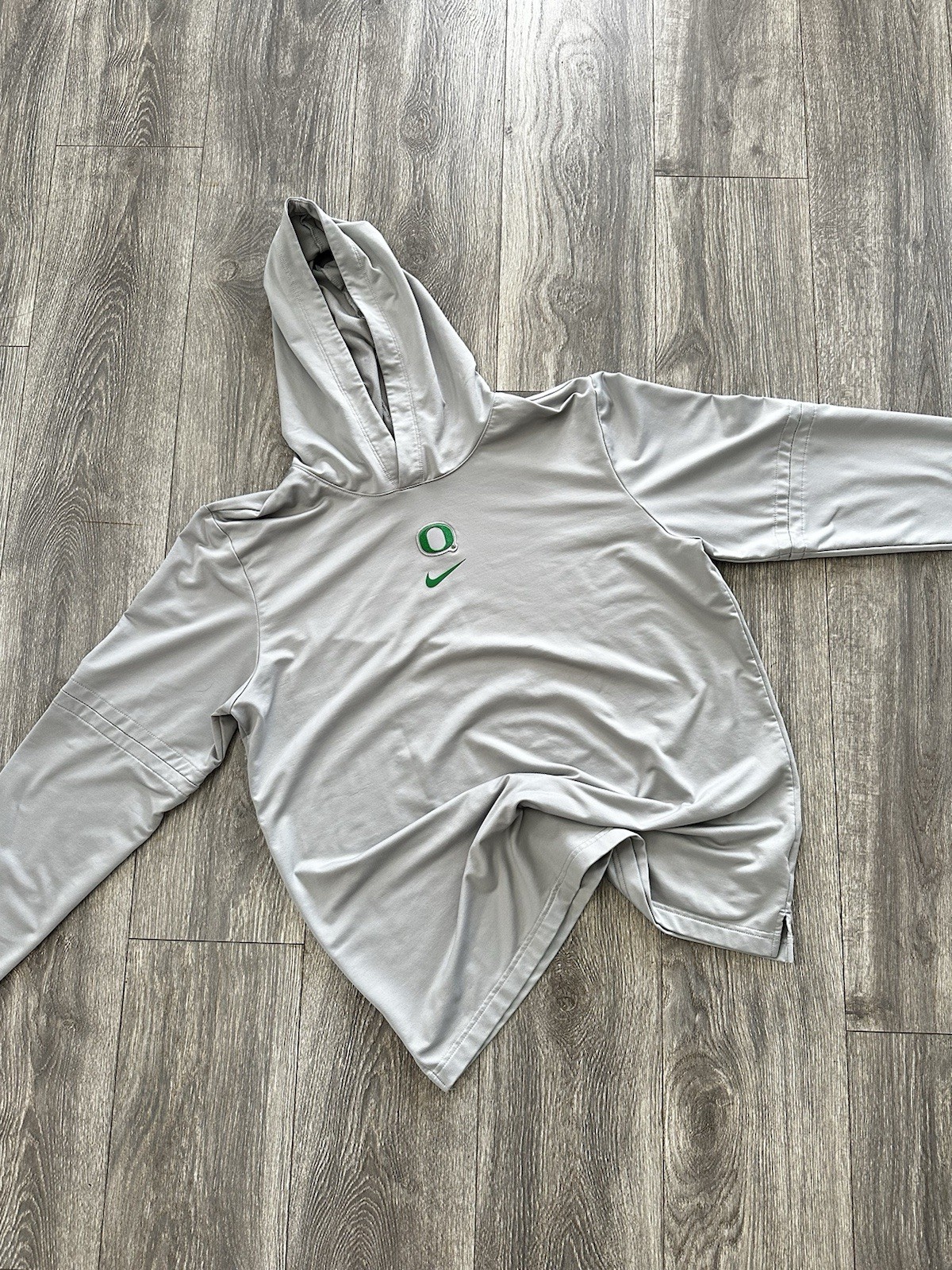 TEAM ISSUE PE Nike Oregon Ducks Team Issue Dri-FIT Hoodie Gray XL Pullover NCAA TEAM ISSUE PE Nike Oregon Ducks Team Issue Dri-FIT Hoodie Gray XL Pullover NCAA