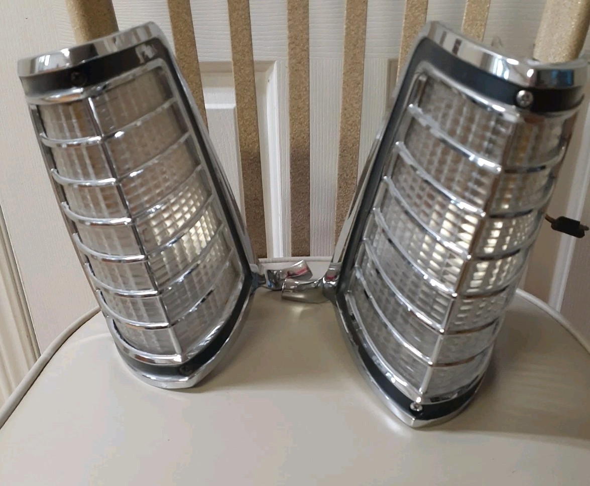 1973-76 FORD LINCOLN Continental MARK IV Turn Corner Lights Assemblies PAIR