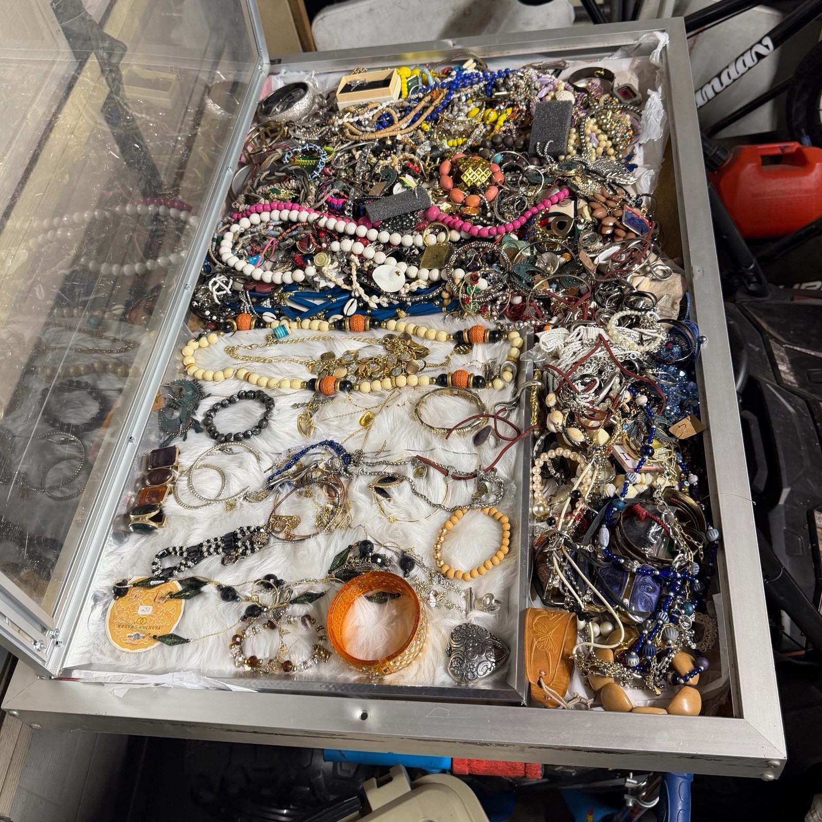 COSTUME JEWELRY LOT ESTATE SALE FIND BULK MIXED AS IS READ DISC NO BOX INCLUDED
