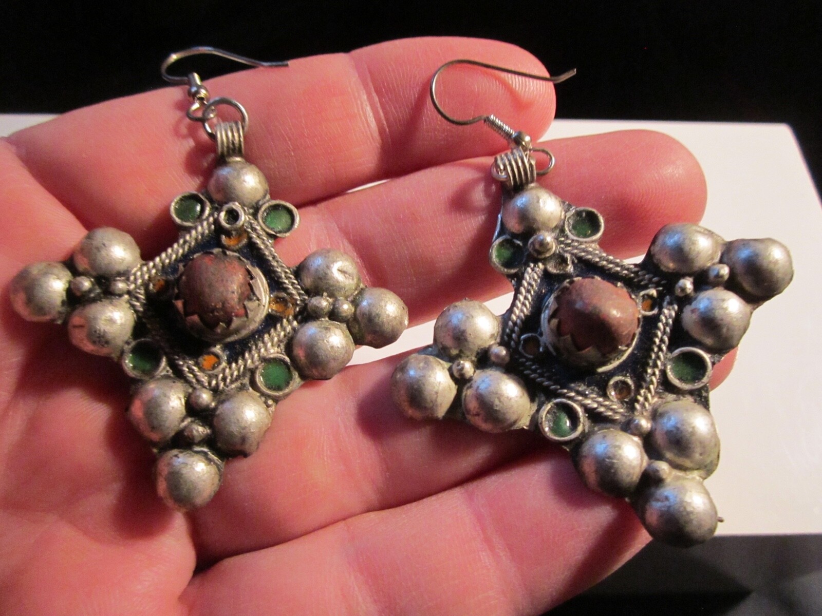 ARTISAN HAND CRAFTED EARRINGS METAL - BBA14 ARTISAN HAND CRAFTED EARRINGS METAL - BBA14