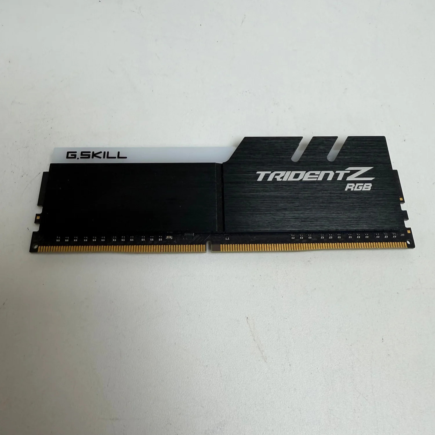 G.Skill TridentZ RGB Series 16GB (1x16GB) RAM DDR4 3600MHz F4-3600C18D-32GTZR