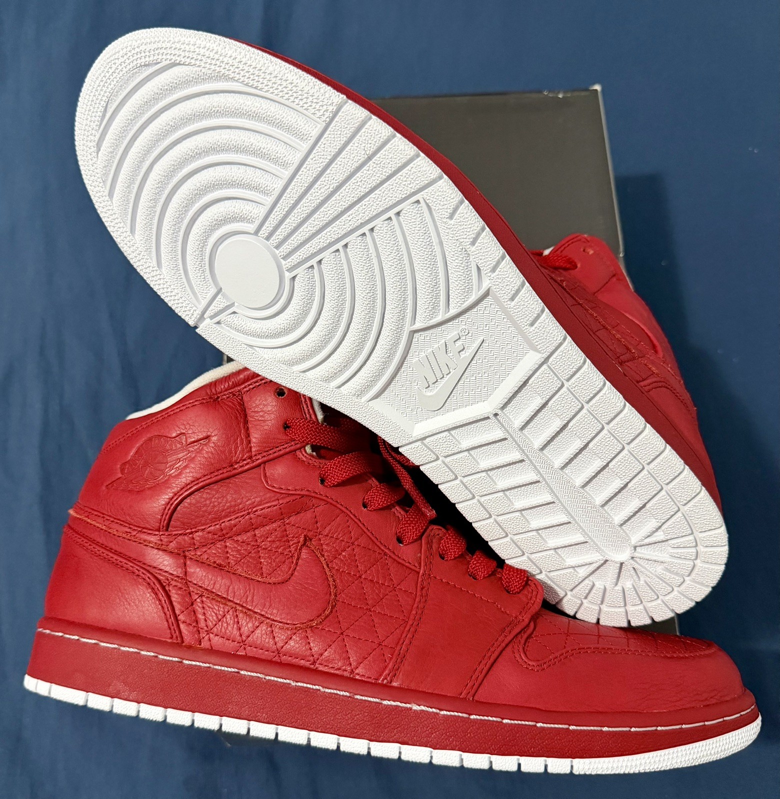 Jordan 1 Retro Phat Premier Varsity Red Size 13 Jordan 1 Retro Phat Premier Varsity Red Size 13