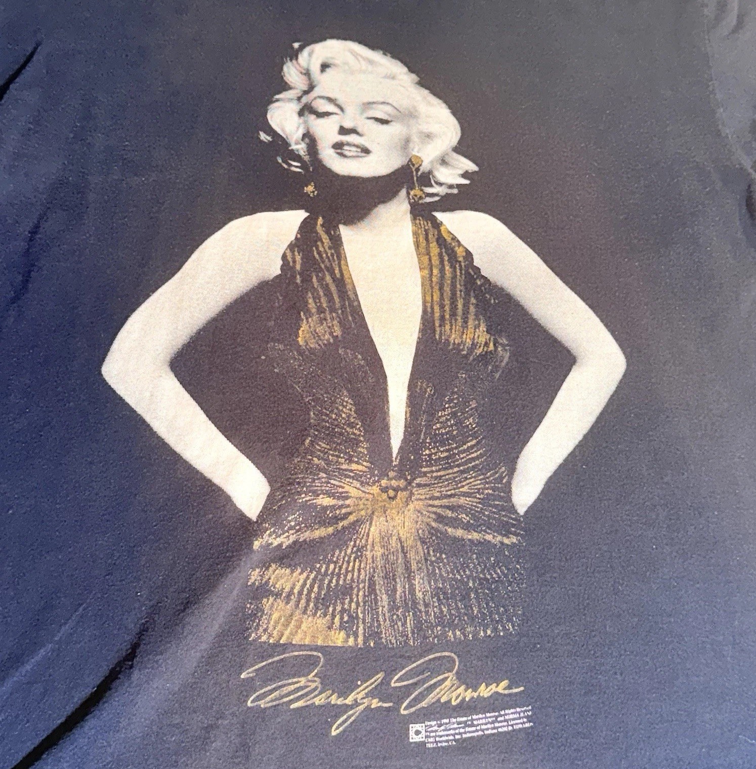 Vintage 1995 Marilyn Monroe Official Licensed Tee Shirt Size XL Made In USA Gold Vintage 1995 Marilyn Monroe Official Licensed Tee Shirt Size XL Made In USA Gold