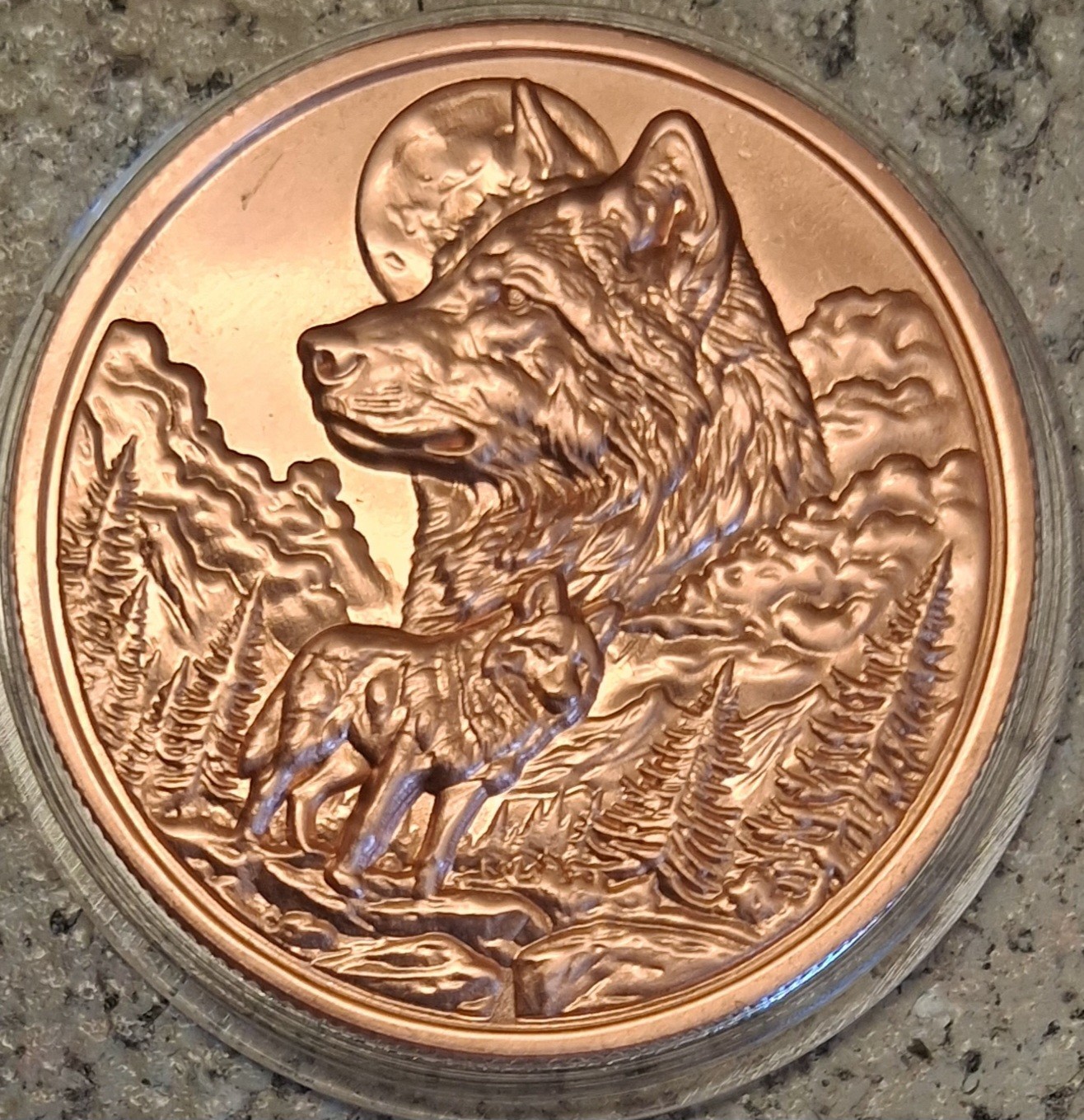 10 WOLF & SMALL WOLF:  1oz BU COPPER ROUND .999 FINE BULLION -3D HI-RELIEF CB
