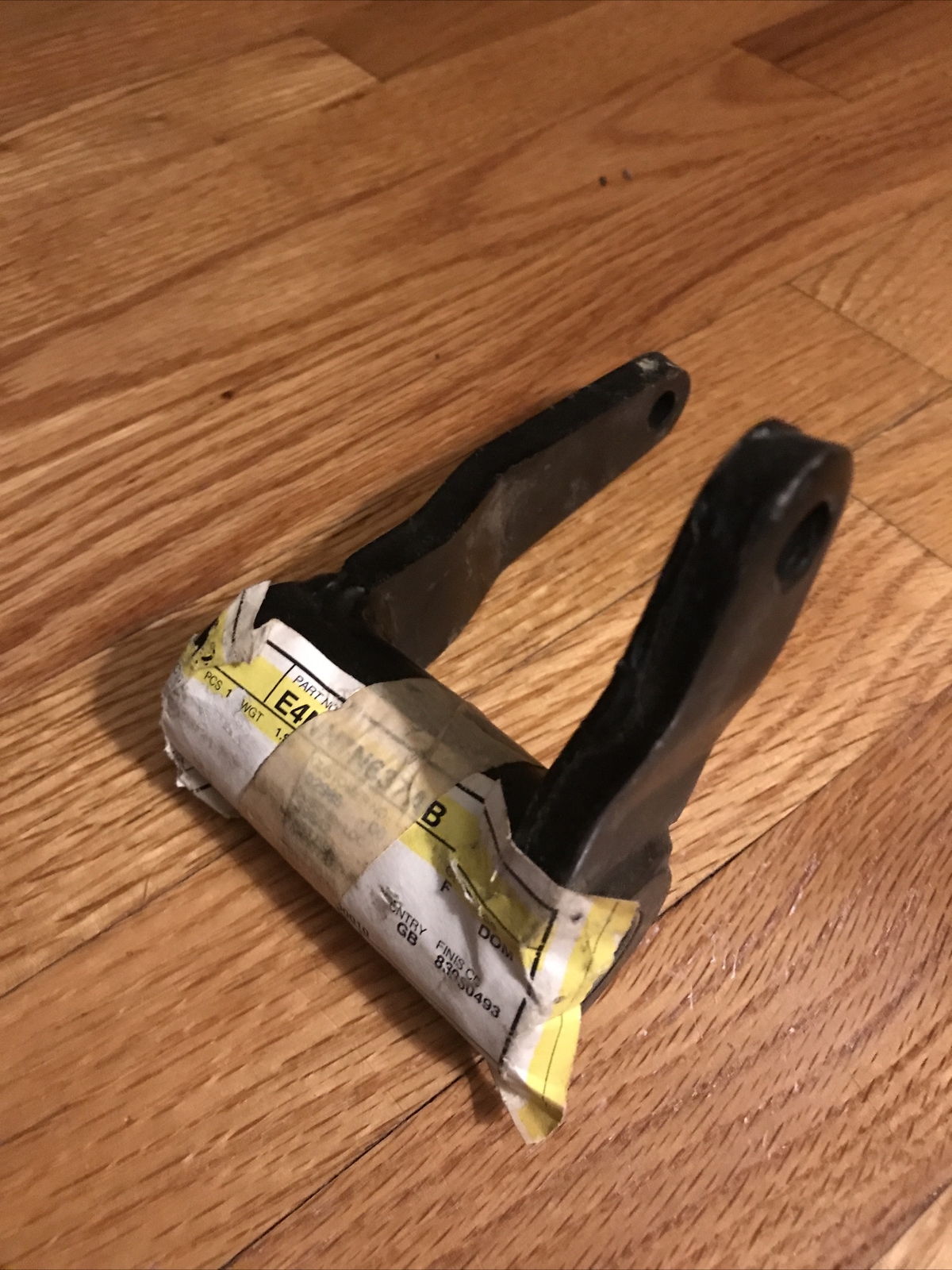 New genuine Ford New Holland E4NN7N637AB Tractor clutch lever 10 series New genuine Ford New Holland E4NN7N637AB Tractor clutch lever 10 series