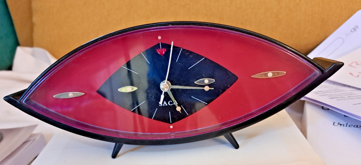 Vintage Mid Century Saca mantle clock Atomic Eye-non working- Italy Vintage Mid Century Saca mantle clock Atomic Eye-non working- Italy