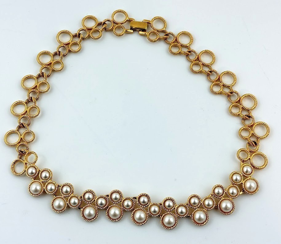 Vtg Collier Napier Gold Tone Faux Pearl Textured Circle Link Statement Necklace Vtg Collier Napier Gold Tone Faux Pearl Textured Circle Link Statement Necklace