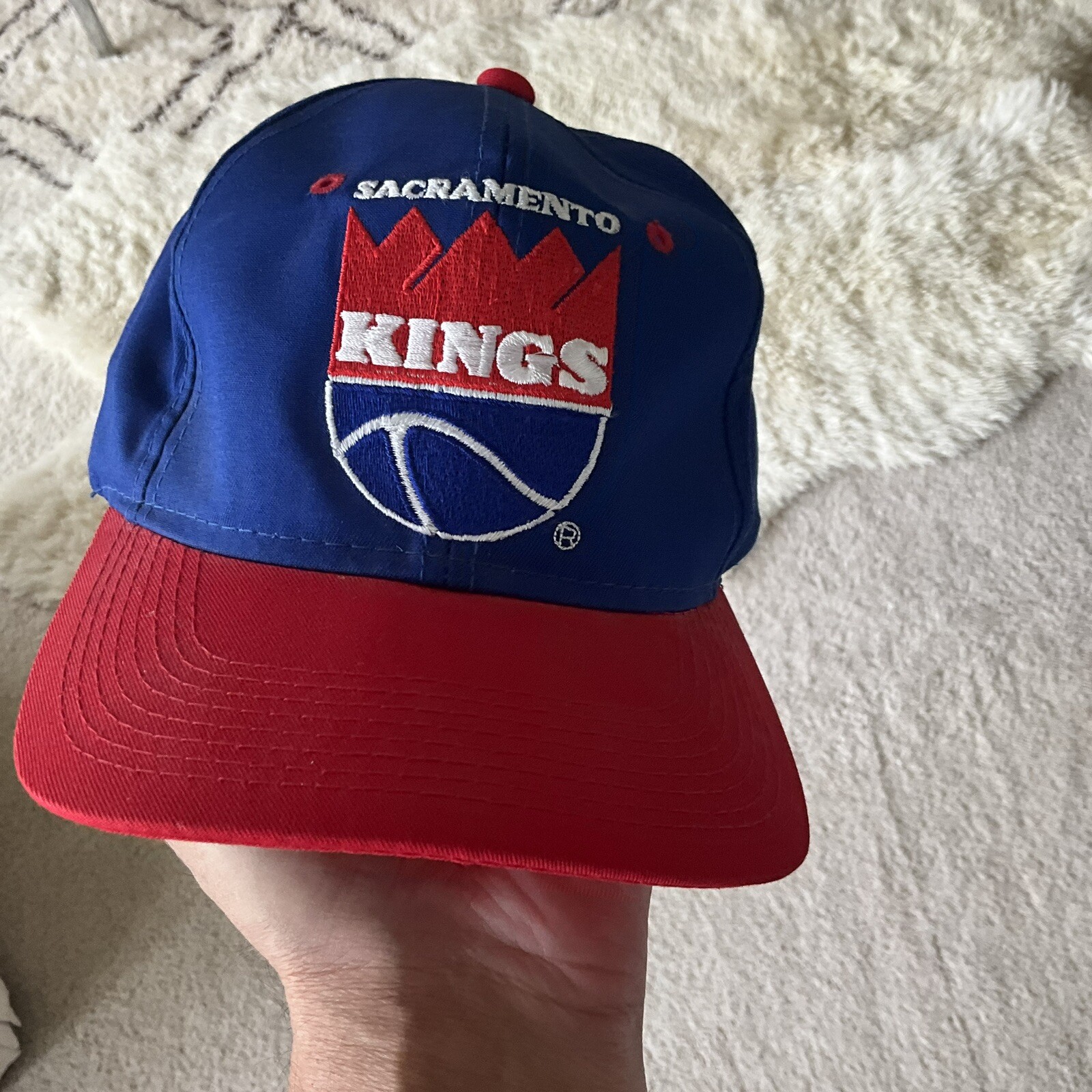 Vintage Sacramento KINGS Basketball Hat NBA Tags Snap Back Trucker Cap Nice Vintage Sacramento KINGS Basketball Hat NBA Tags Snap Back Trucker Cap Nice