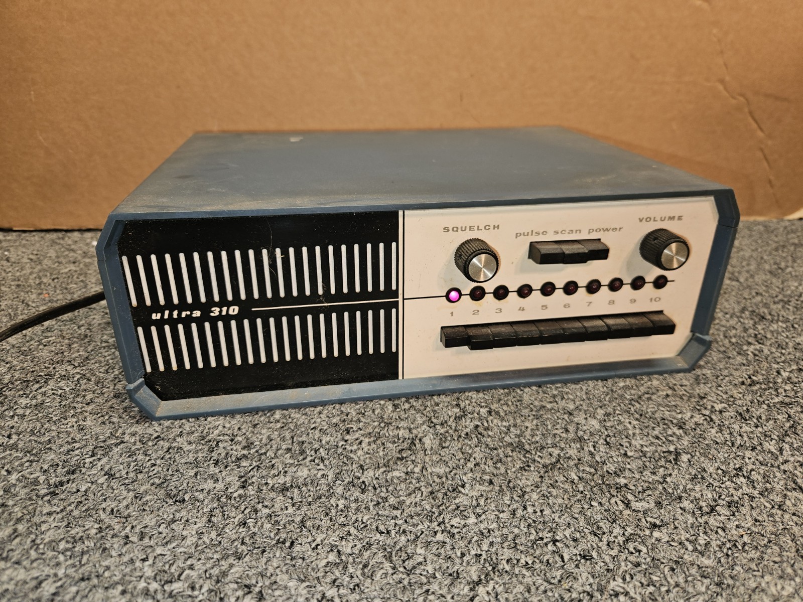 Vintage Ultra 310 VHF UHF Scanning Receiver In Original Box Vintage Ultra 310 VHF UHF Scanning Receiver In Original Box