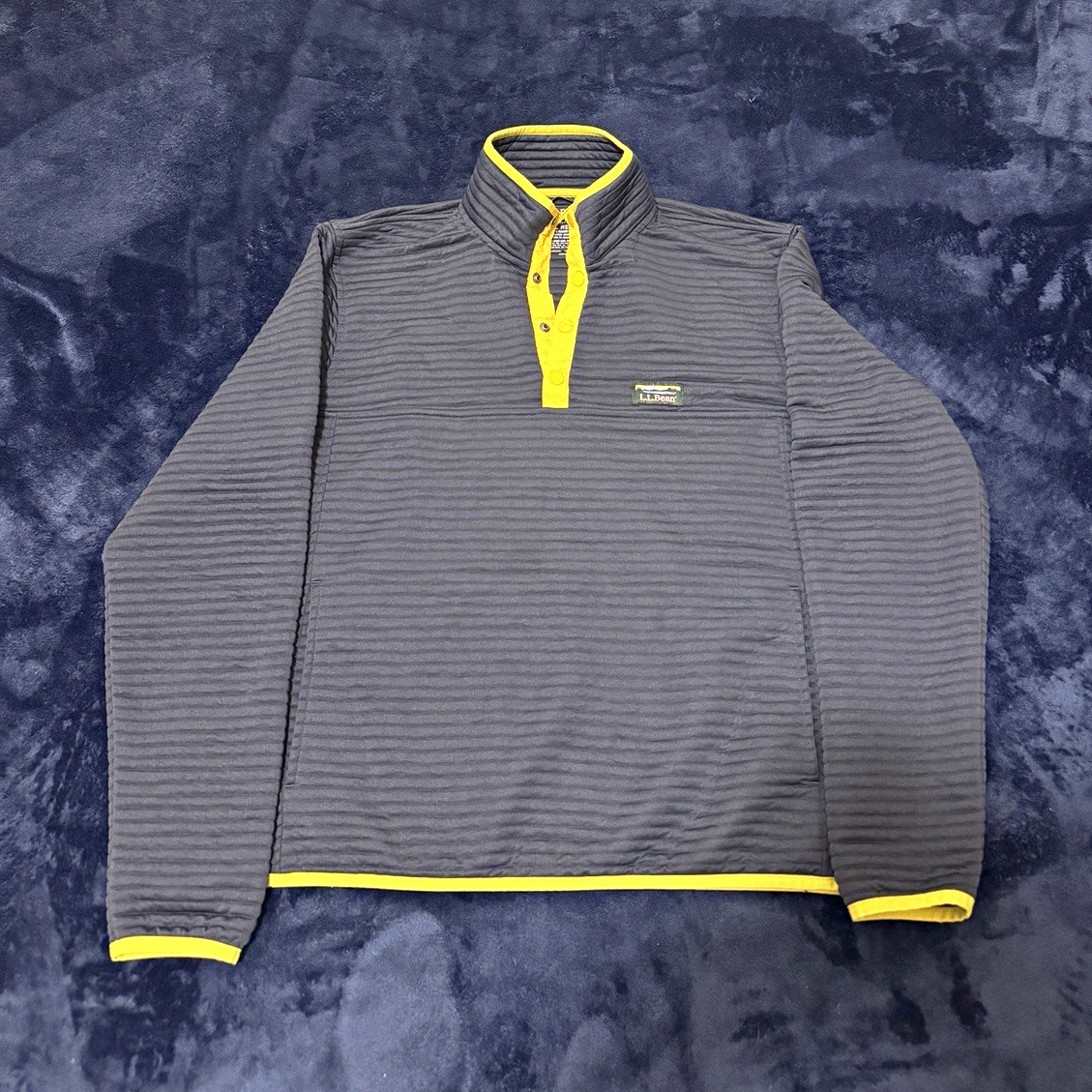 L.L.Bean Airlight Sweater Men’s L Gray Yellow Poly Pull Over Knit L.L.Bean Airlight Sweater Men’s L Gray Yellow Poly Pull Over Knit