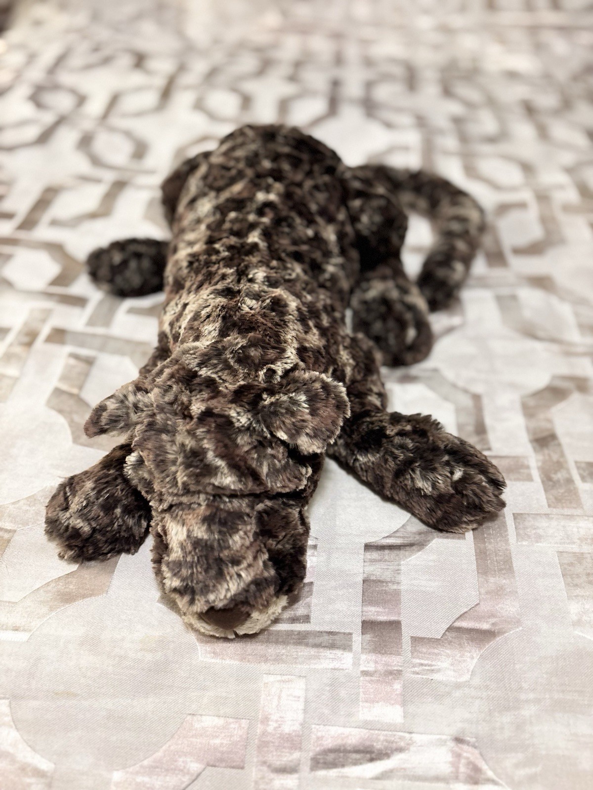 Jellycat Large Lexi. Rare Jellycat Large Lexi. Rare