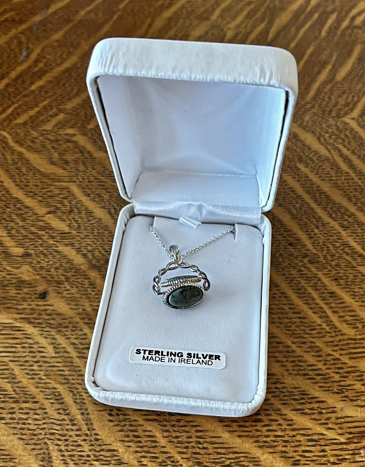 New Solvar Connemara Marble Sterling Silver Triple Stone Circle Pendant Necklace New Solvar Connemara Marble Sterling Silver Triple Stone Circle Pendant Necklace