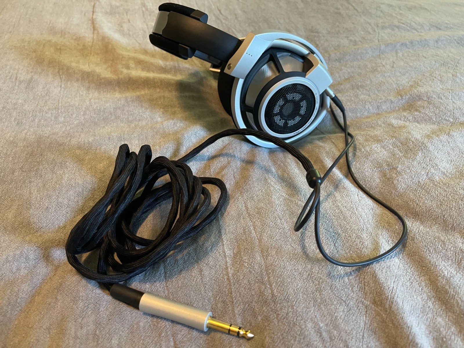 Sennheiser HD 800 Headphones - Used Sennheiser HD 800 Headphones - Used