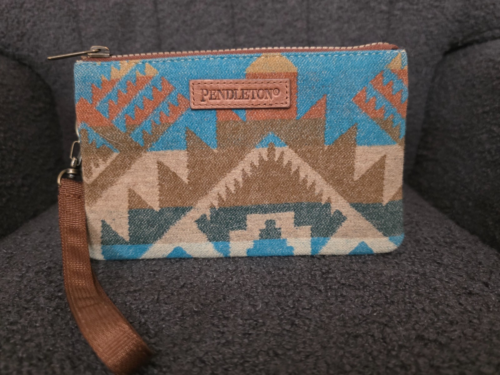 Pendleton Diamond Peak Triple Zip Wristlet Wallet Southwestern Clutch Pouch