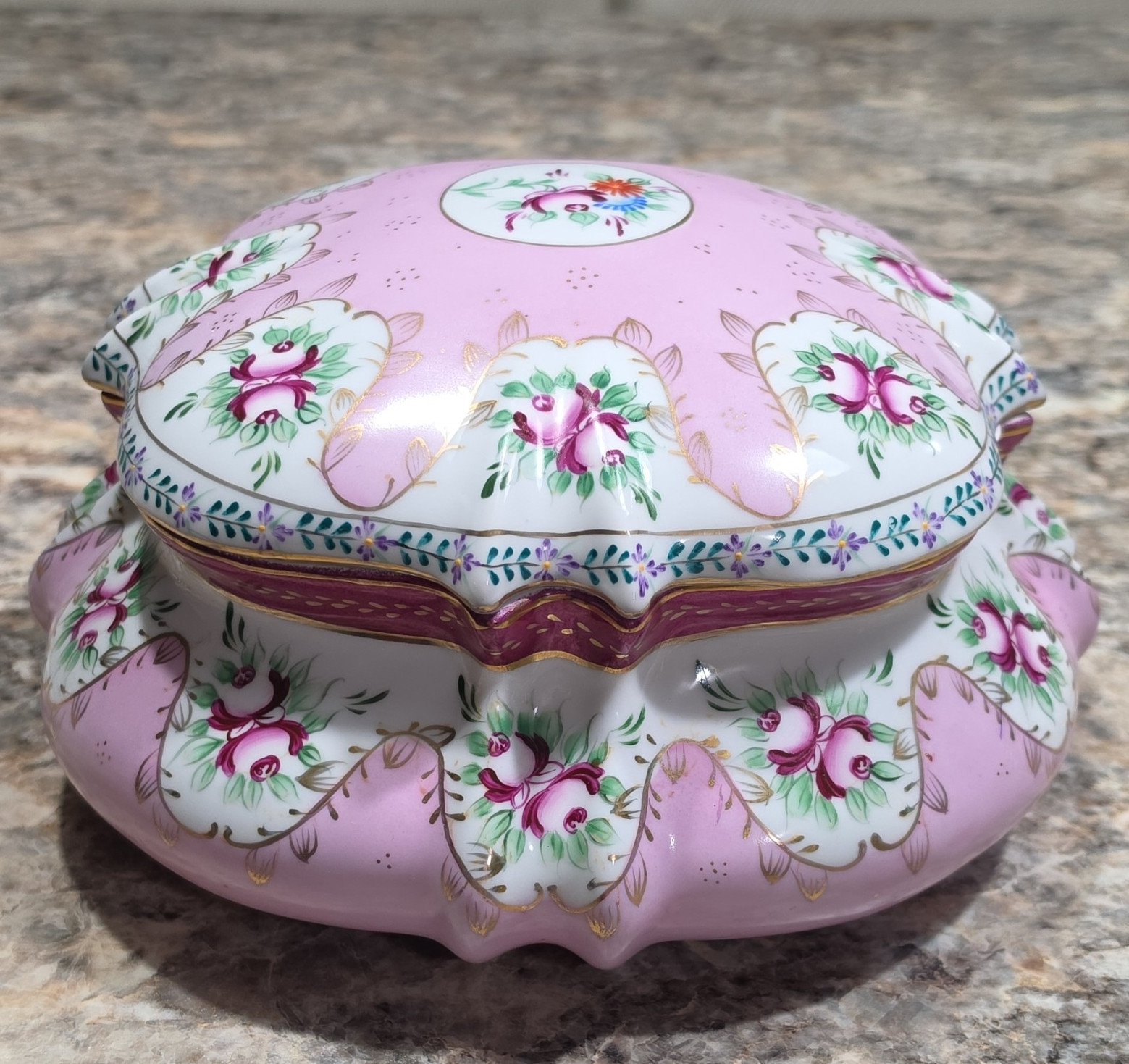Antique RK Richard Klemm Dresden Germany Porcelain Large 8” Lidded Powder/Dresse Antique RK Richard Klemm Dresden Germany Porcelain Large 8” Lidded Powder/Dresse