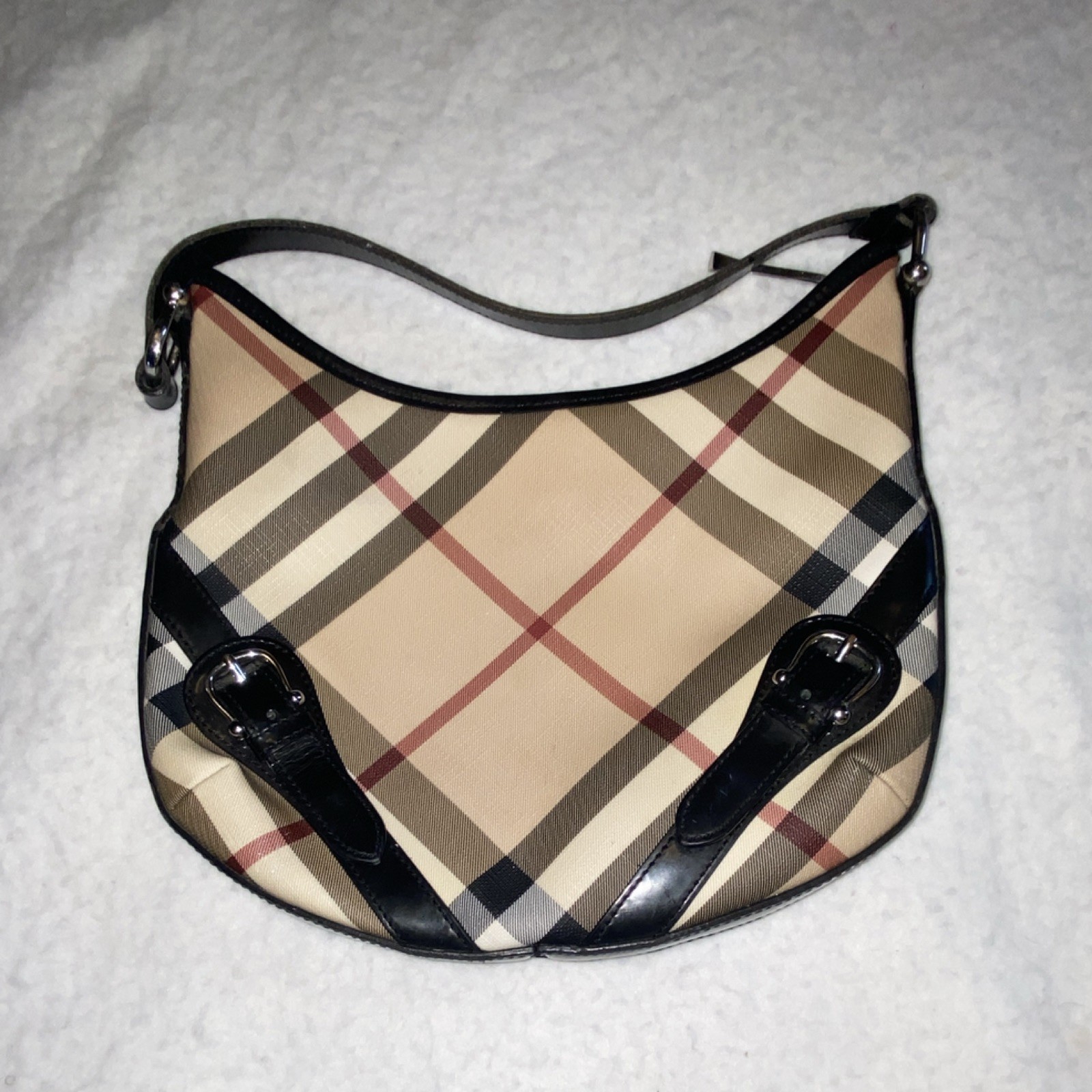 Burberry Nova Check Plaid Medium Crescent Shoulder Bag Zip w/ Dust Bag Card Burberry Nova Check Plaid Medium Crescent Shoulder Bag Zip w/ Dust Bag Card