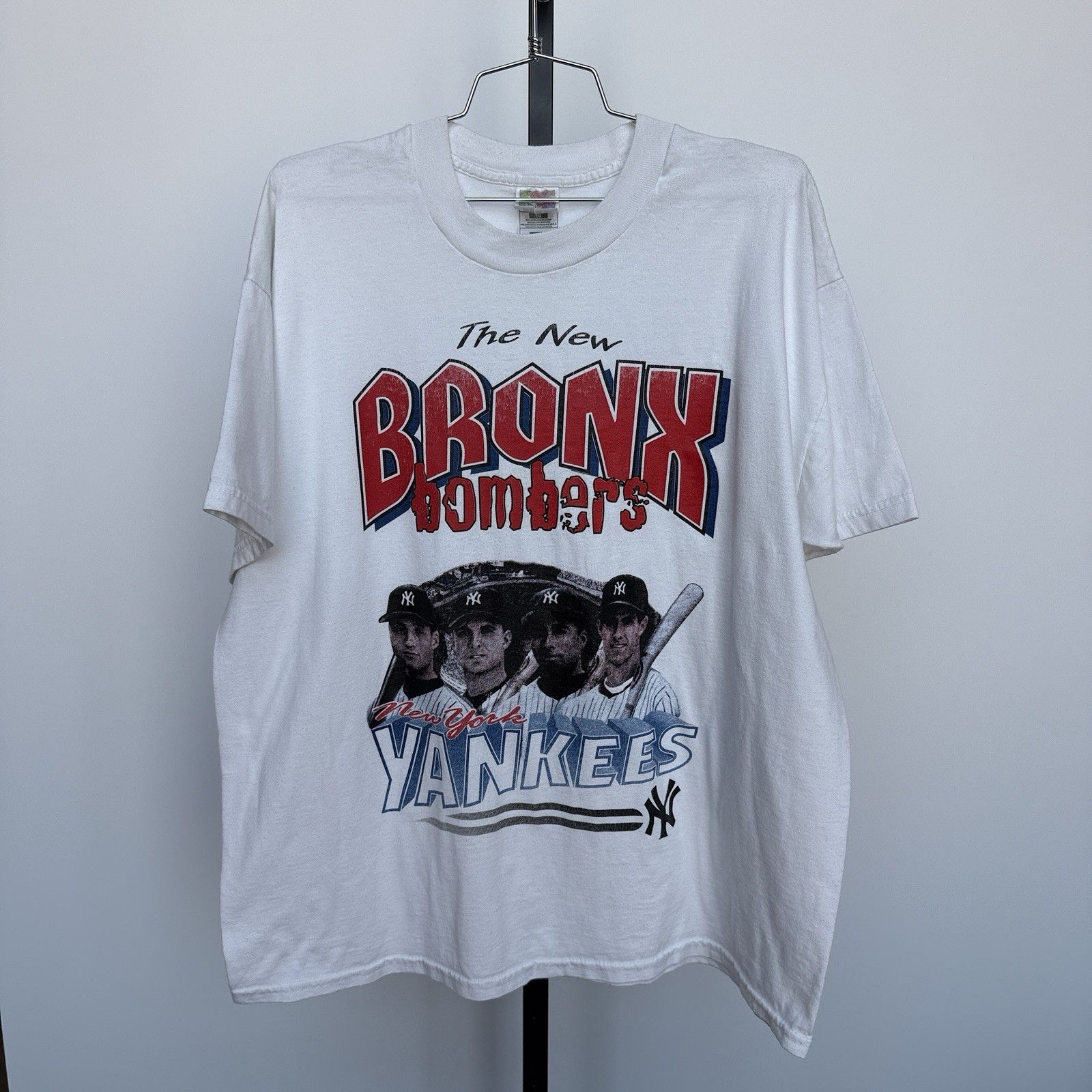 New York Yankees VINTAGE Bronx Bombers T-Shirt XL VTG 1998 jeter bernie VTG New York Yankees VINTAGE Bronx Bombers T-Shirt XL VTG 1998 jeter bernie VTG
