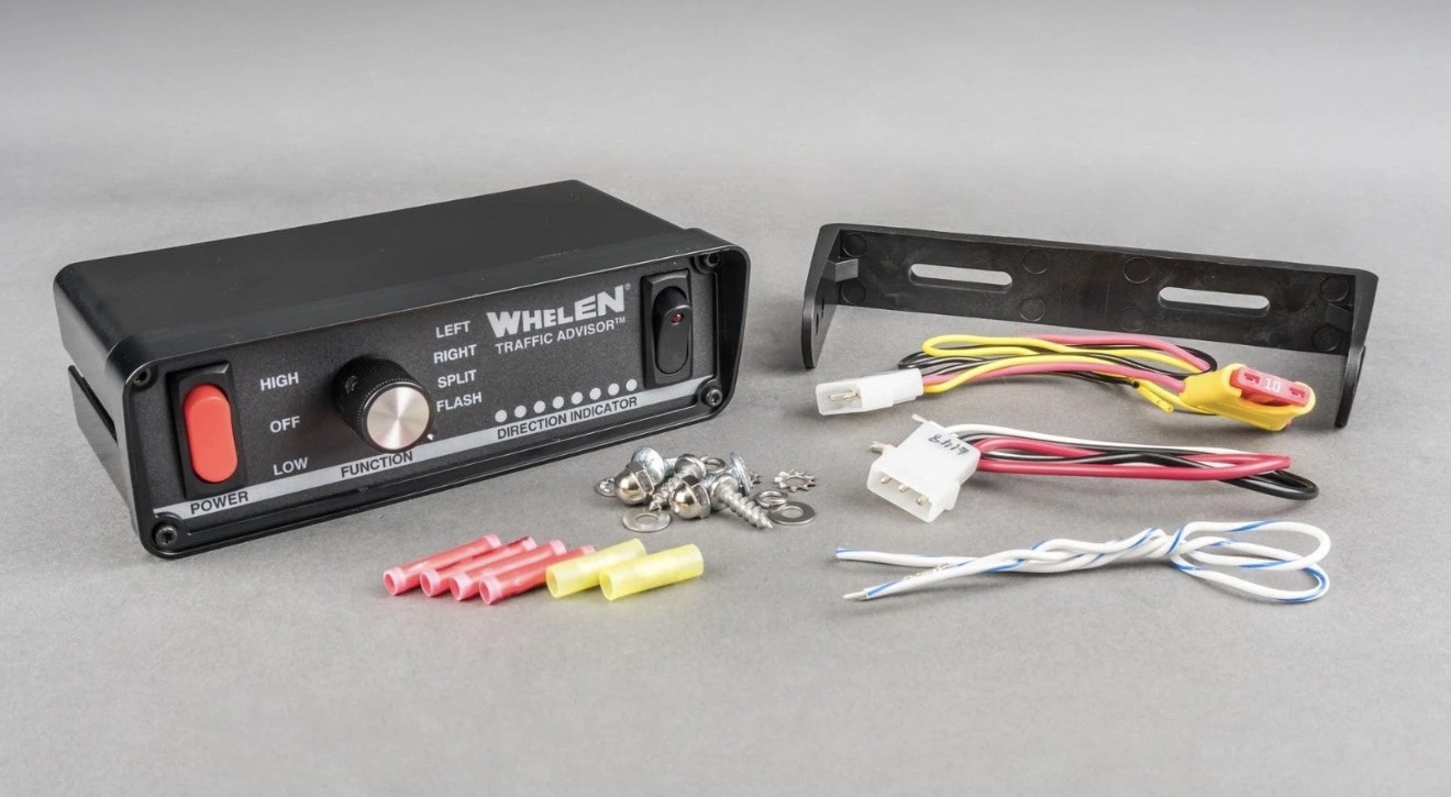 Whelen Traffic Advisor TACTL5 Controller NIB - Control head only