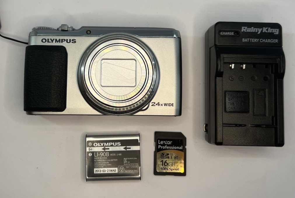Olympus Stylus SH-50 Digital Camera 24X Silver W/ Charger Tested Olympus Stylus SH-50 Digital Camera 24X Silver W/ Charger Tested
