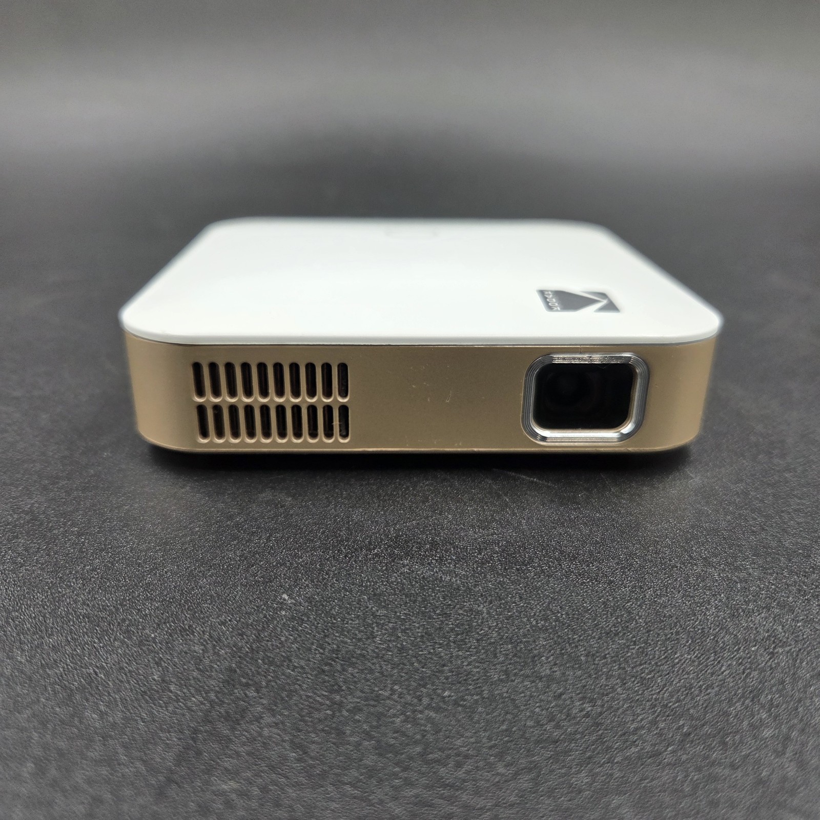 Kodak RODPJS350 Luma 350 Portable Smart Projector - White Device Only