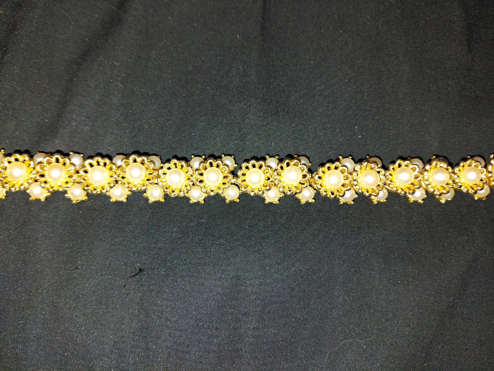 Trifari Gold Tone Floral Choker With Faux Pearls Vintage Necklace