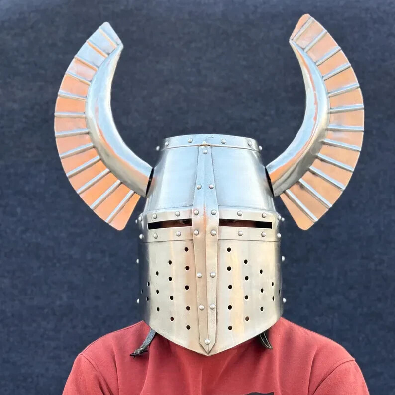 Medieval Teutonic Knight Horned Helmet - Winged Cosplay & Roleplay Gift