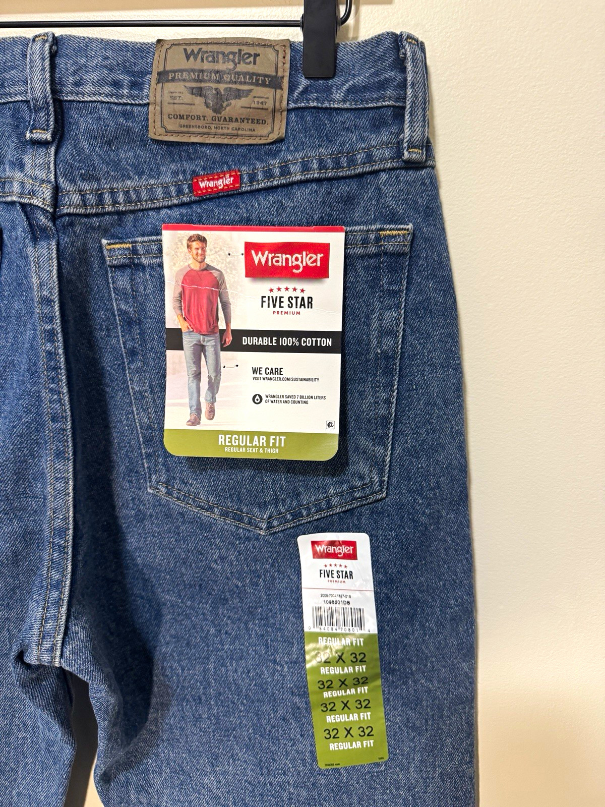 Wrangler 32x32 Men’s Regular Fit Straight Blue Jeans Wrangler 32x32 Men’s Regular Fit Straight Blue Jeans