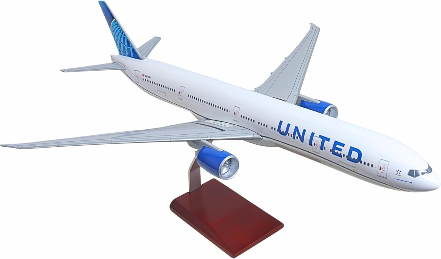 SkyMarks Elite United 777-300ER 1/100 Scale Model Airplane with Stand NEW SkyMarks Elite United 777-300ER 1/100 Scale Model Airplane with Stand NEW