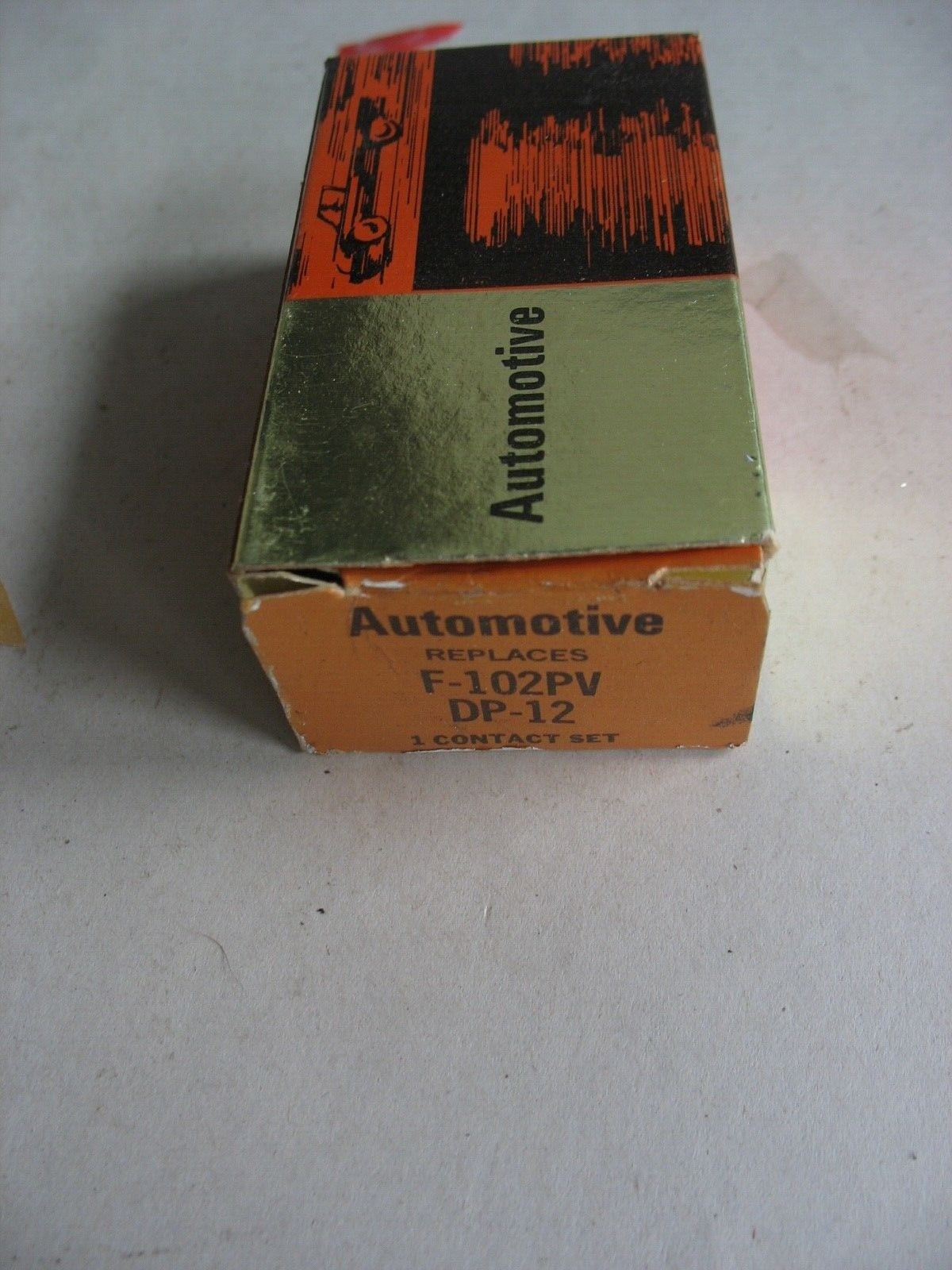 New Vintage NOS Automotive GM Ignition Contact Set / Points F-102PV DP-12