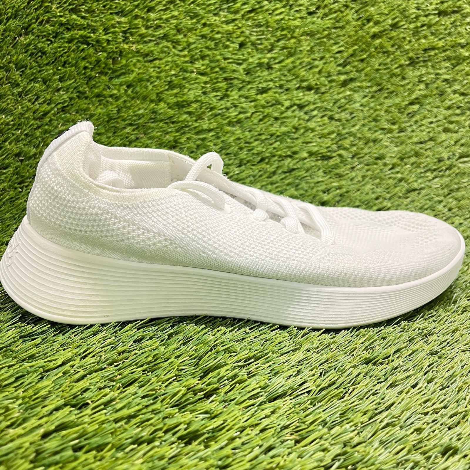 Allbirds Tree Runner Go Mens Size 9 White Athletic Running Knit Shoes Sneakers