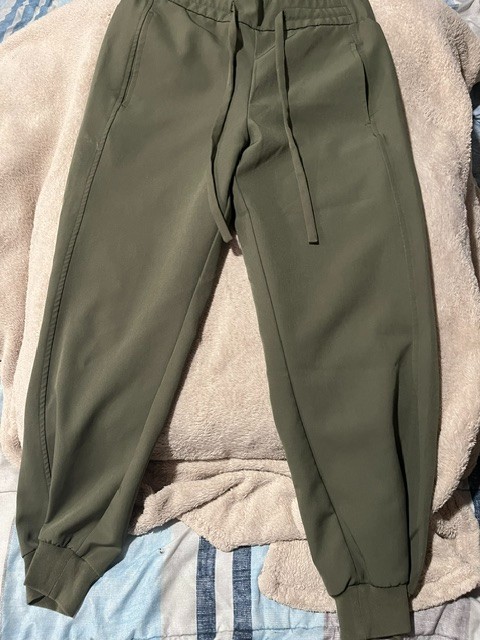 ROLOGUE JOGGERS PANTS OLIVE GRREN MENS SIZE SMALL ROLOGUE JOGGERS PANTS OLIVE GRREN MENS SIZE SMALL