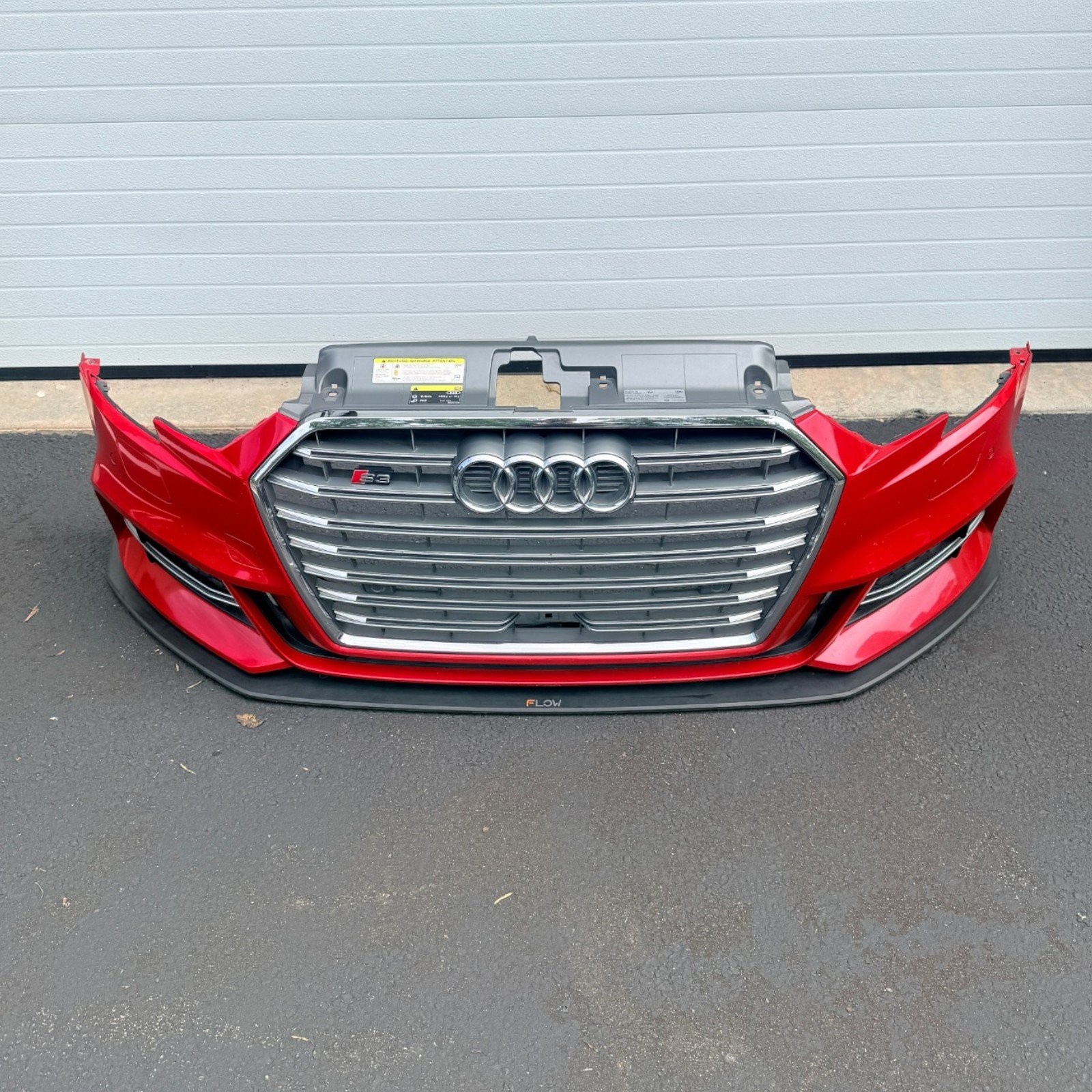 Front Bumper w Grille Tango Red LY3U 8V5807065AF 17-20 Audi S3 *Rock Chips