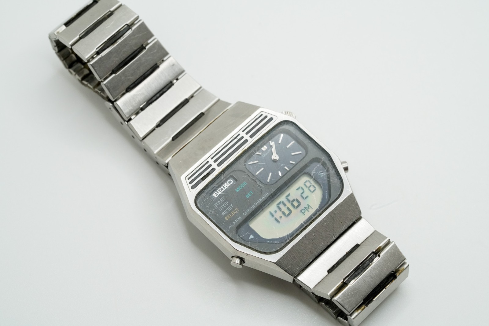 Vintage 1980s Seiko H239 500C \