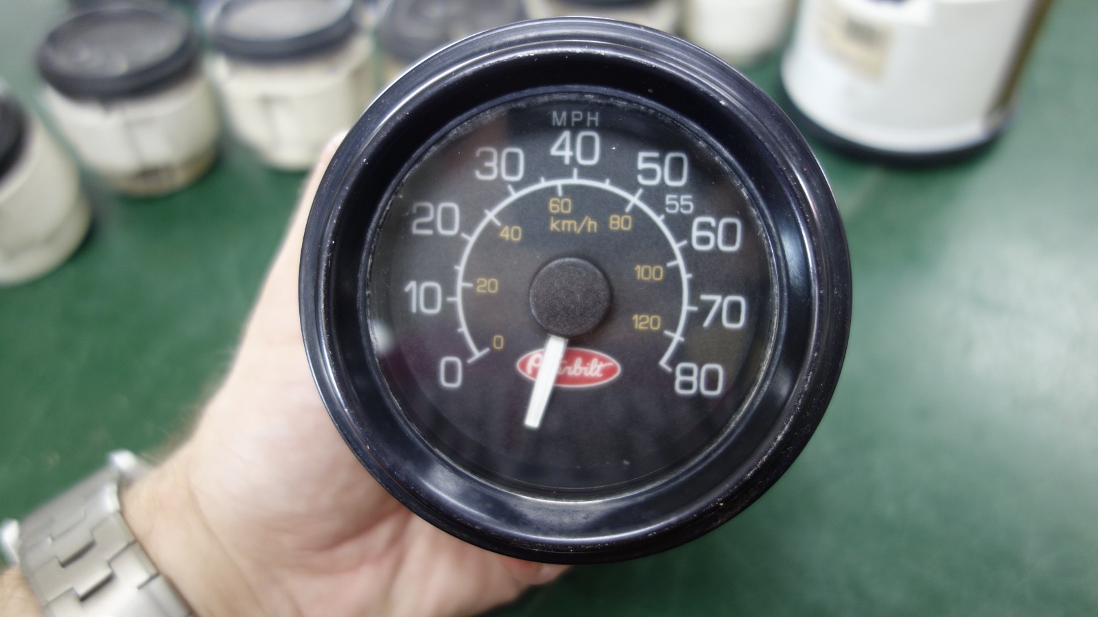 PETERBILT SPEEDOMETER GAUGE 17 03786 001 D PETERBILT SPEEDOMETER GAUGE 17 03786 001 D